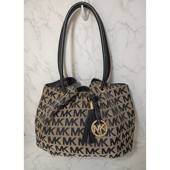 Michael Kors Handbags - MICHAEL KORS East West Ring Beige/Black Signature Monogram Tote - NWOT